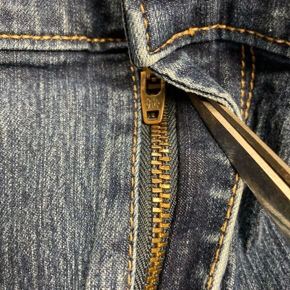 OLD NAVY Women’s Jeans Blue Size 24 - Picture 3 of 11